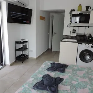 https://begonia-city-center-apartment-230.1costadelsol.com